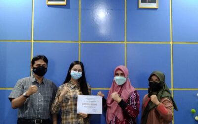 Penyerahan Sertifikat Mahasiswa Berprestasi