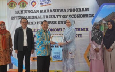 Kunjungan Mahasiswa Program Internasional Faculty Of Economics and Business Unimas di Fakultas Ekonomi dan Bisnis Universitas Panca Bhakti